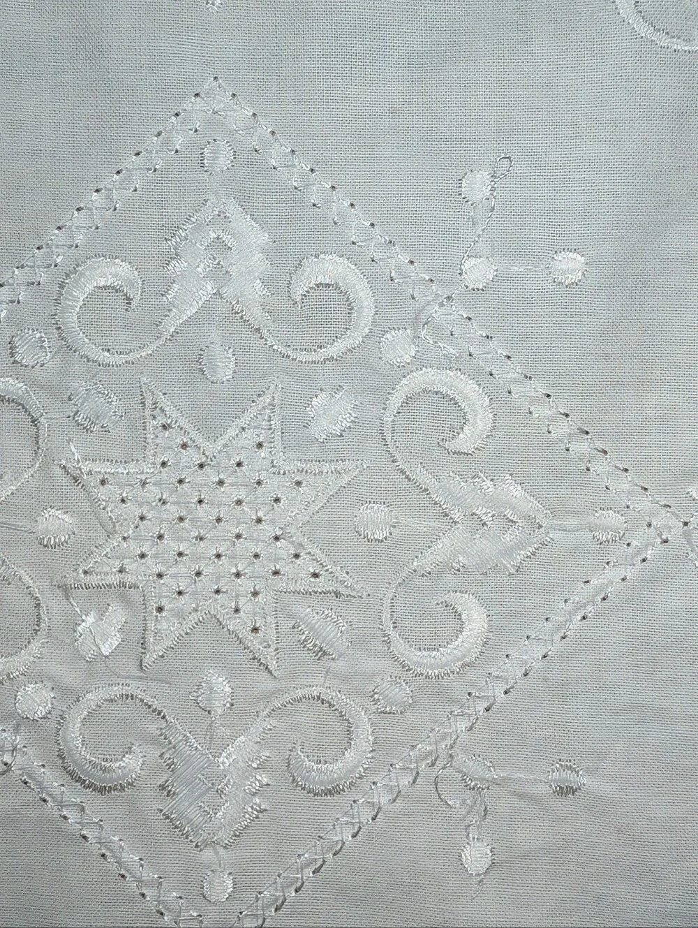 Set of Four Placemats, Crisp White Embroidered, Table Linens